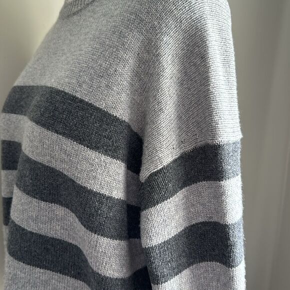 Sundry Women's Gray Oversized Wool/Cashmere Crew Neck Sweater Stripe Size 2/M - Picture 4 of 11